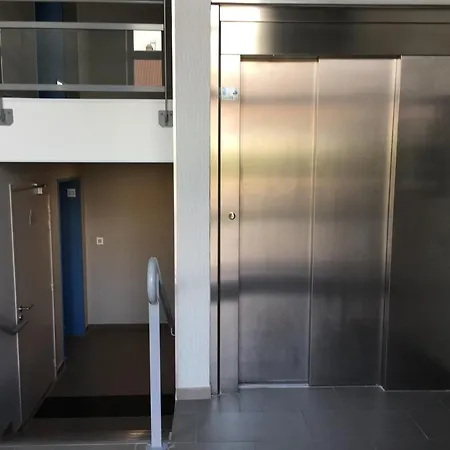 Proche De La , , 2 , Box Stationnement , Wifi Wimereux