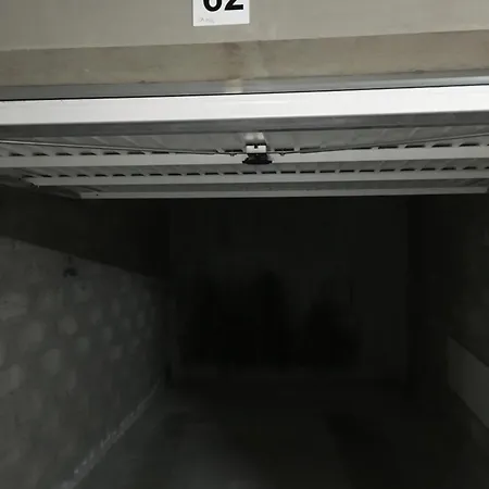 Proche De La , , 2 , Box Stationnement , Wifi