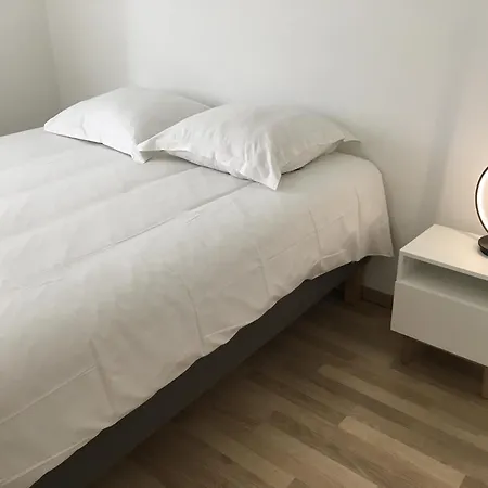 Apartmán Proche De La , , 2 , Box Stationnement , Wifi