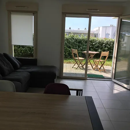 Proche De La , , 2 , Box Stationnement , Wifi