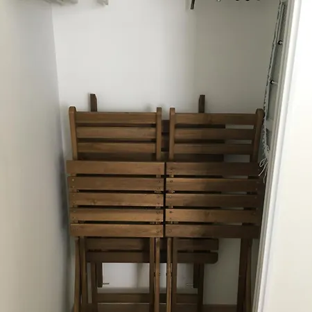 아파트 Proche De La , , 2 , Box Stationnement , Wifi *